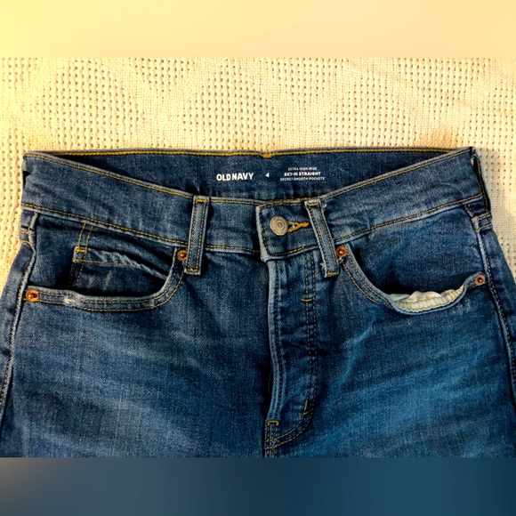 Old Navy Distressed High Rise Button Fly Jeans Sz 4 - Picture 4 of 6